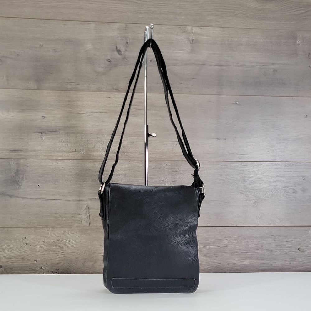 Latico Black Leather Flat Front Crossbody Messenger Bag